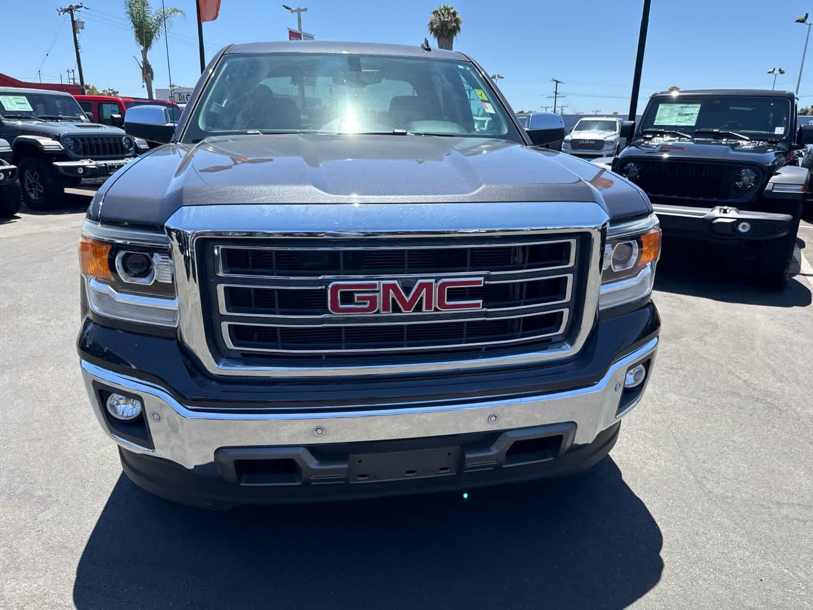 Used 2014 Iridium Metallic GMC SLT image 6