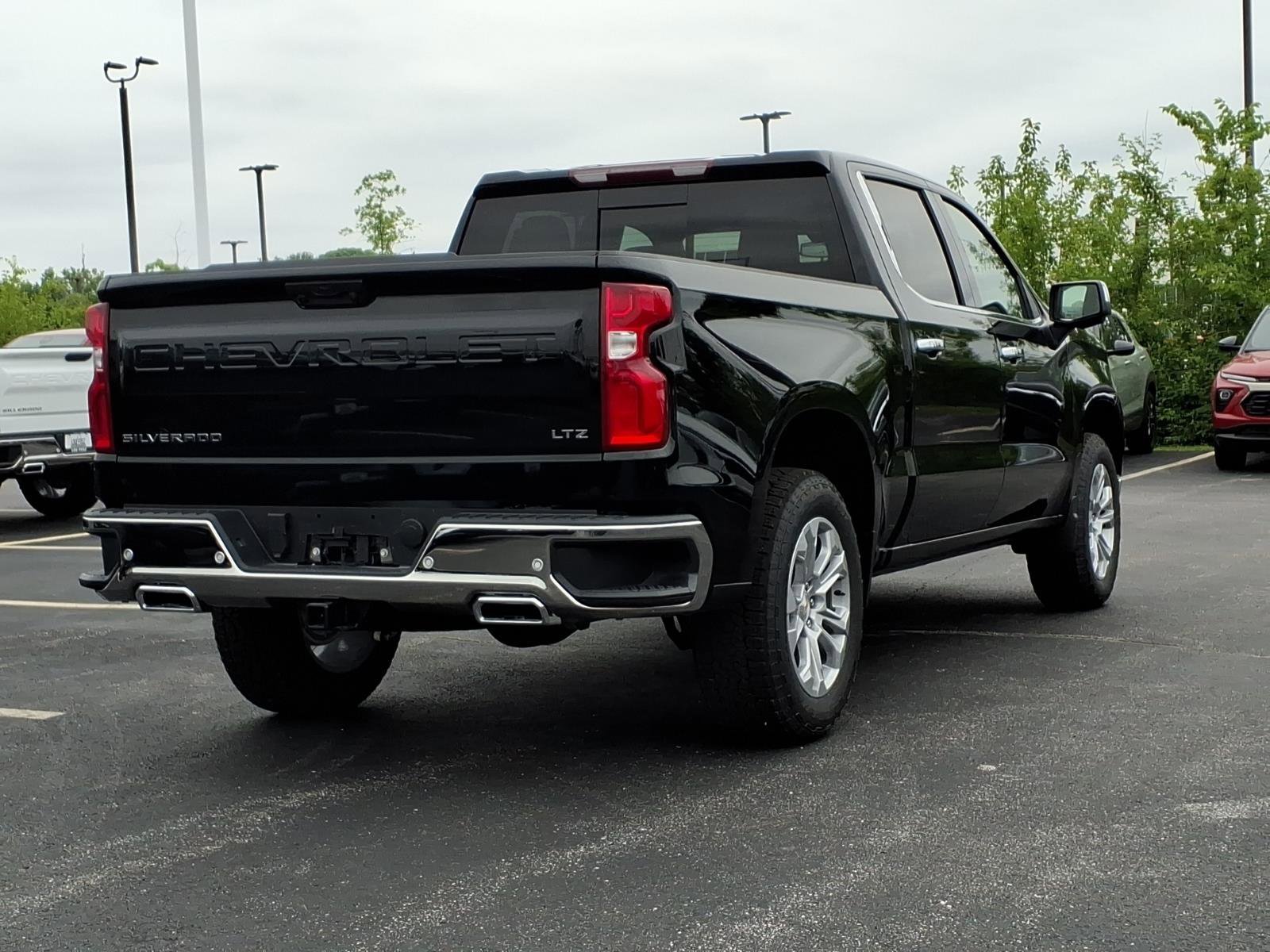 2026 Chevrolet Silverado 1500 LTZ - Photo 17