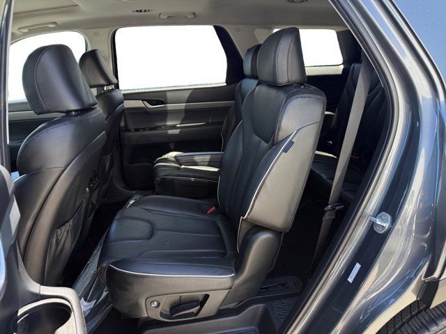 Used 2023 Graphite Hyundai XRT image 16