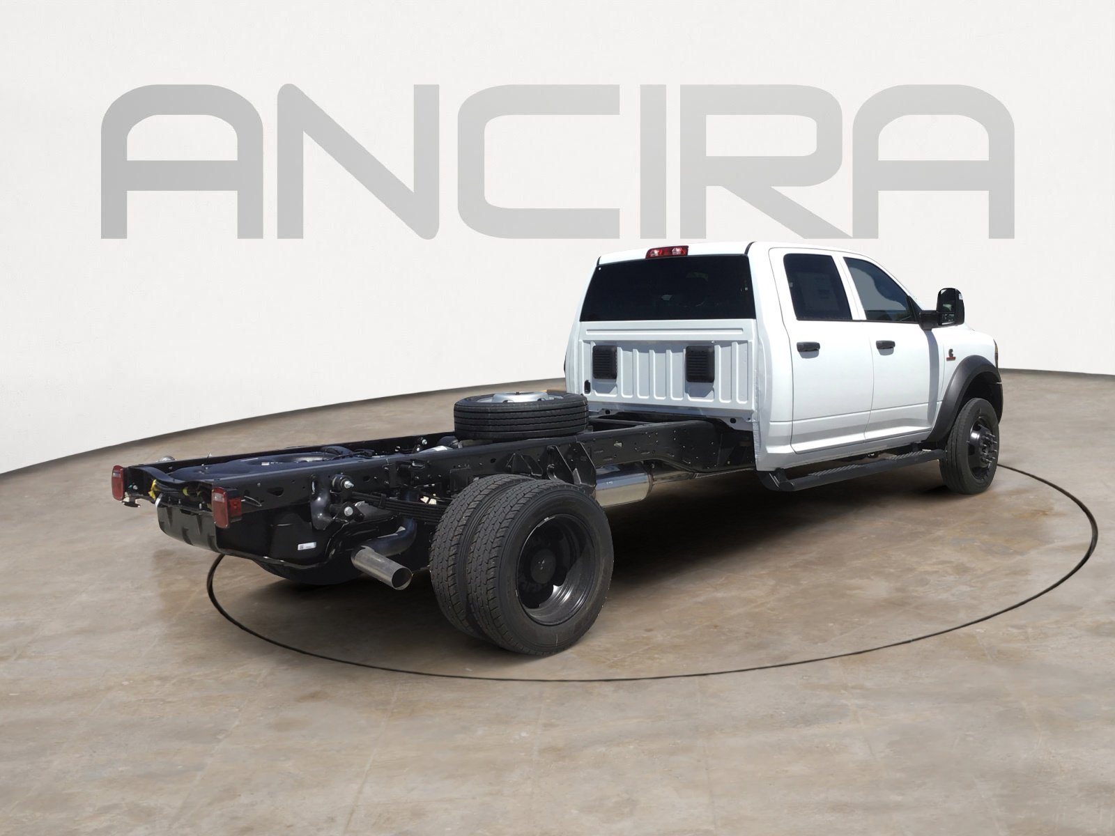 New 2026 Bright White Clearcoat RAM Tradesman image 10
