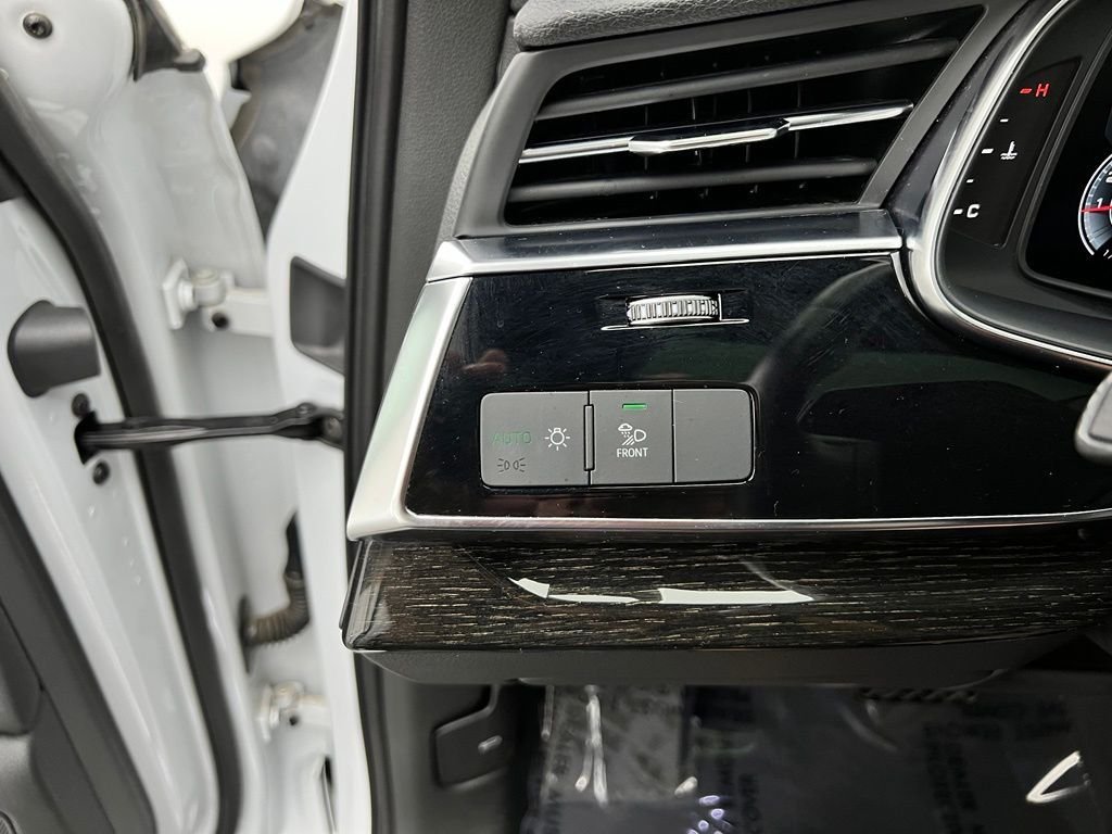 Used 2023 Glacier White Audi 45 Premium image 12