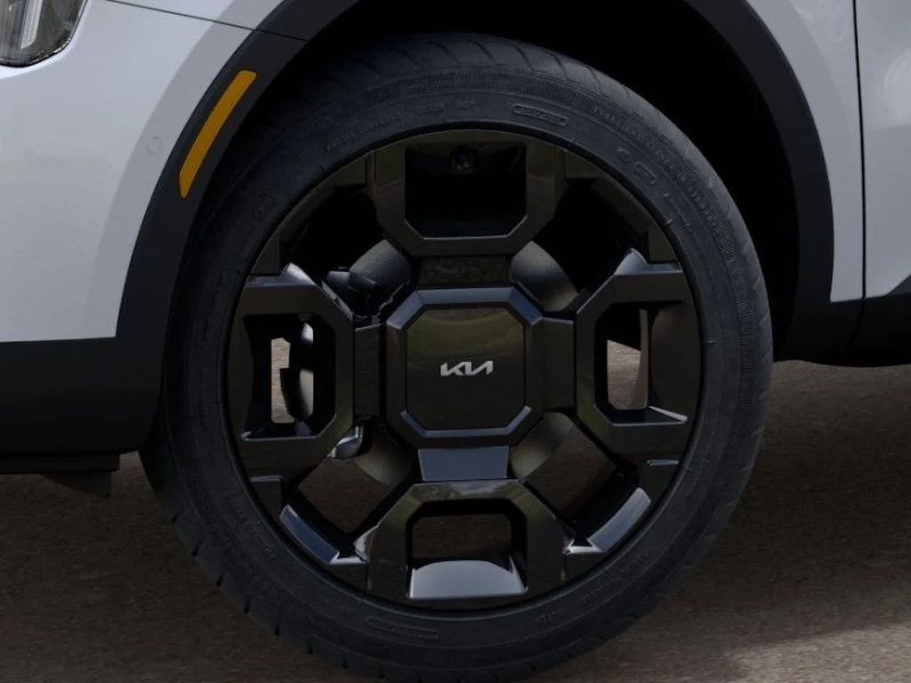 New 2024 White Kia X-Line SX Prestige image 9