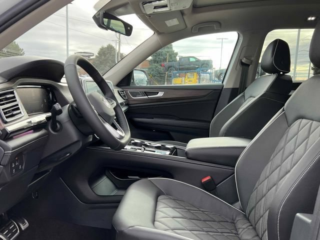 New 2026 Opal White Volkswagen 2.0T SEL Premium R-Line image 4