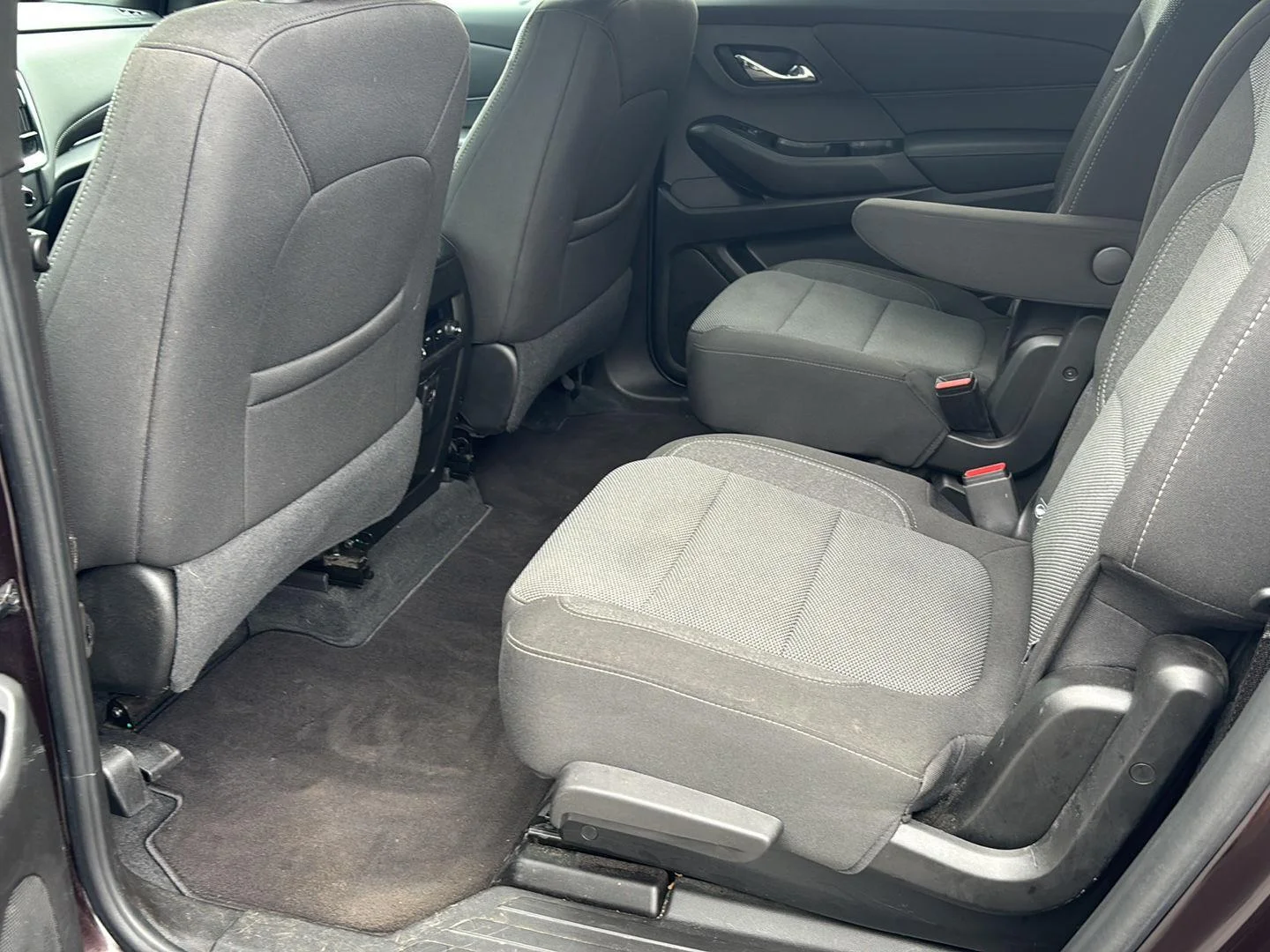 Used 2023 Black Cherry Metallic Chevrolet LT Cloth image 17