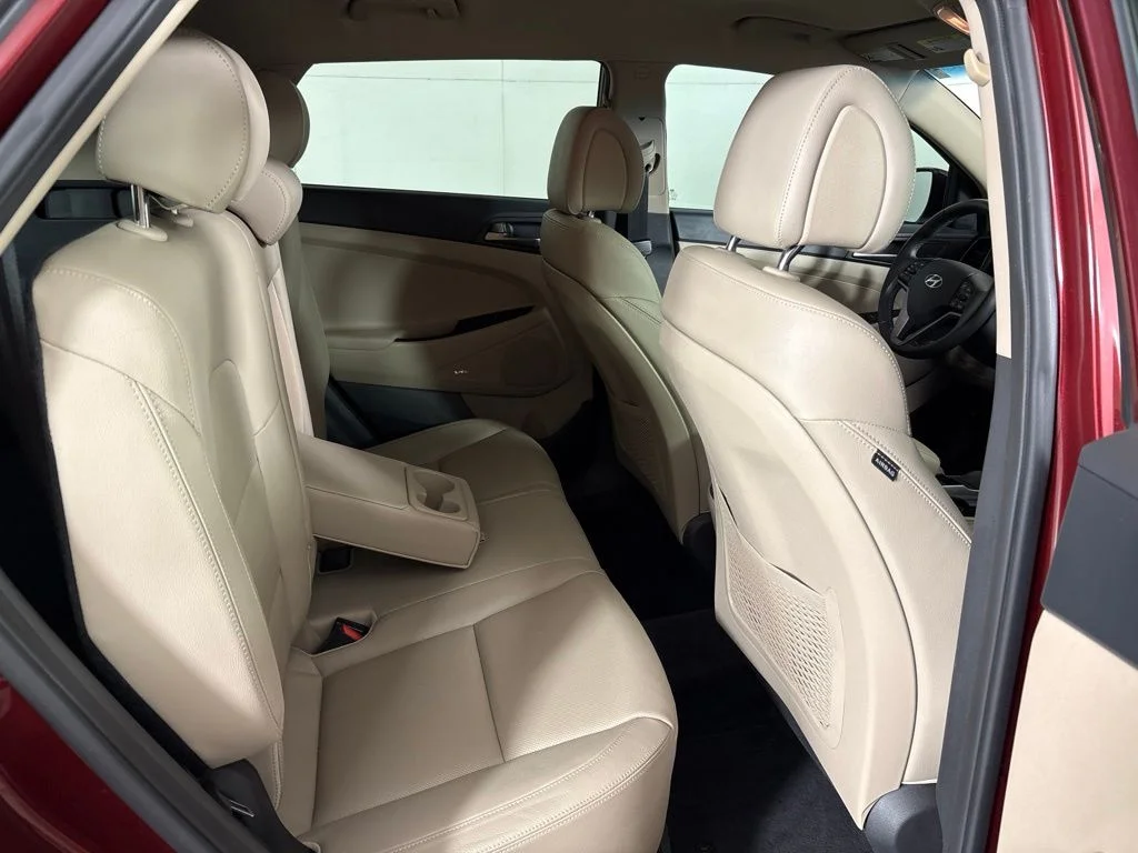 Used 2018 Red Hyundai SEL Plus image 22