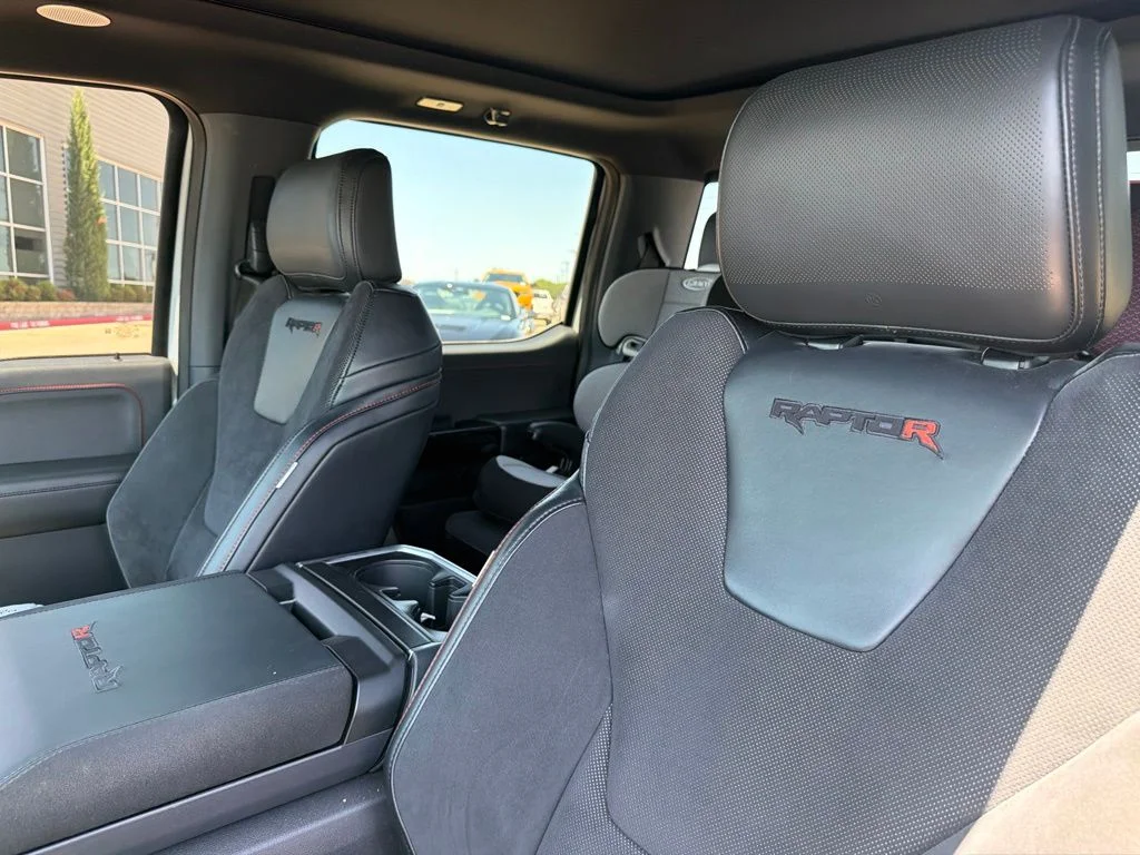 Used 2023 White Ford Raptor image 23