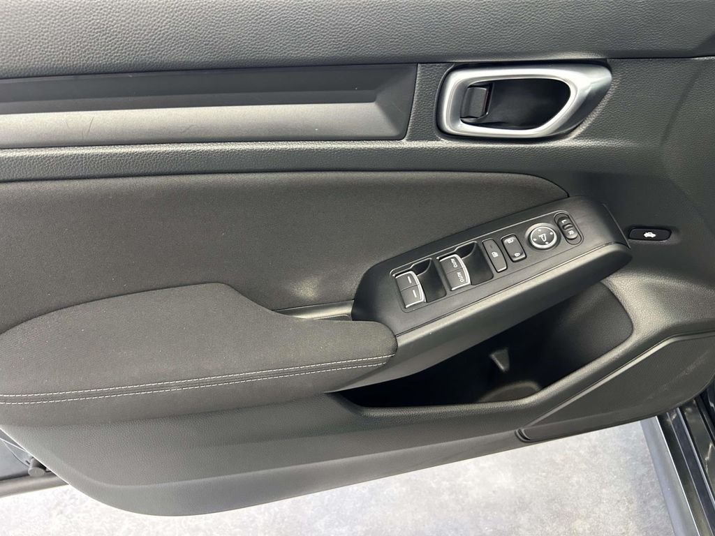 Used 2025 Red Honda LX image 15