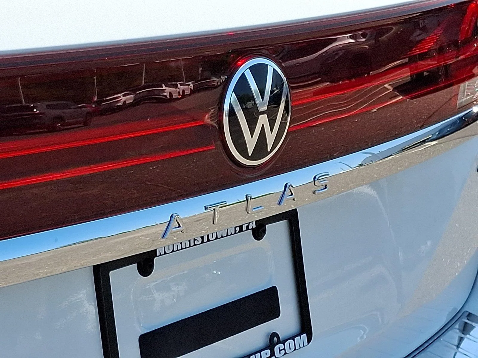 New 2026 Opal White Pearl Volkswagen 2.0T SE w/Technology image 20