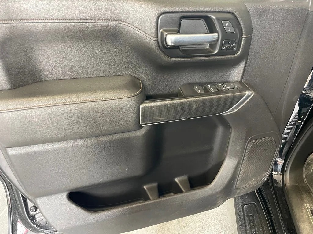 Used 2021 Black GMC AT4 image 9