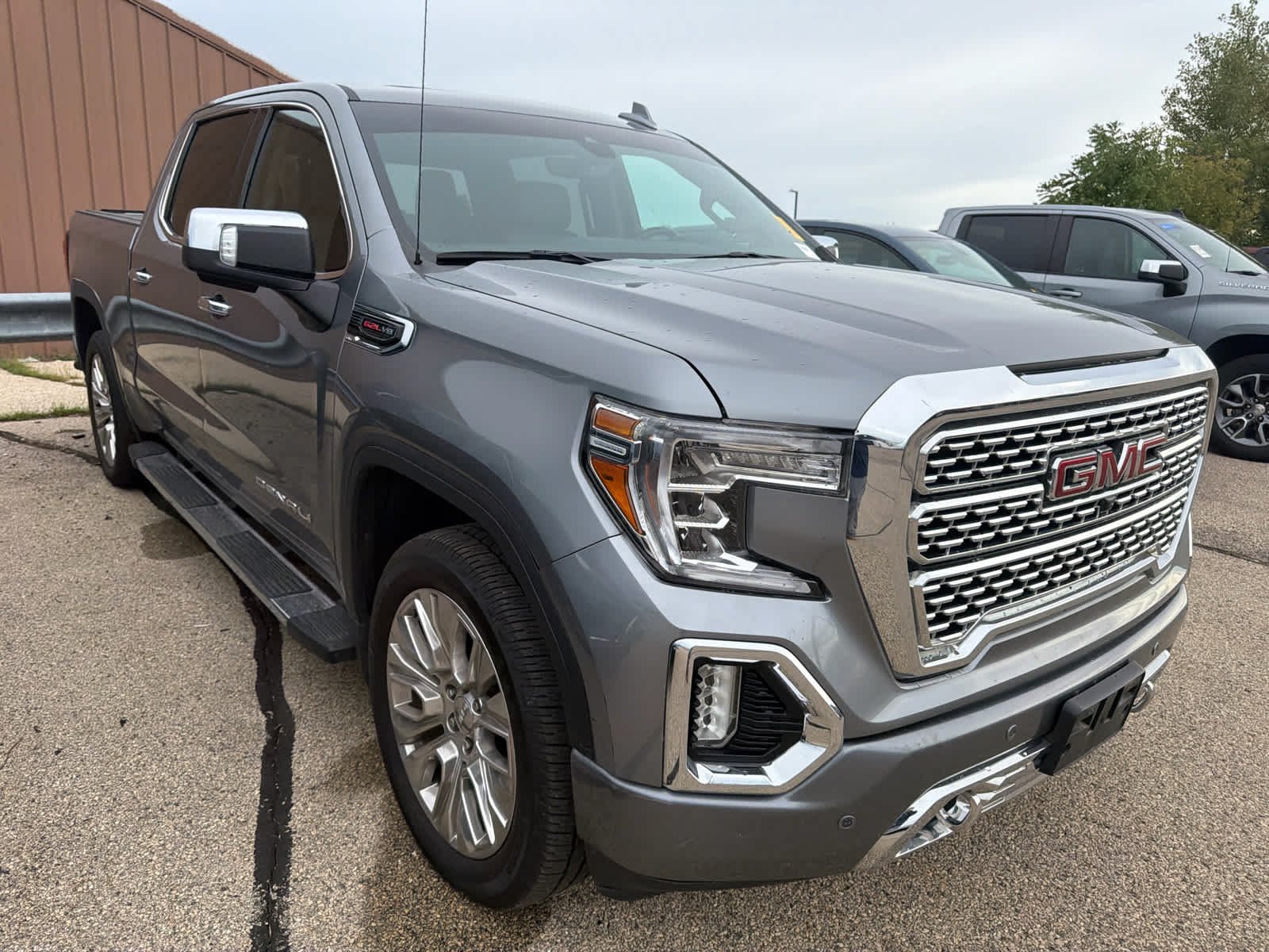 Used 2020 SATIN STEEL METALLIC GMC Denali image 3