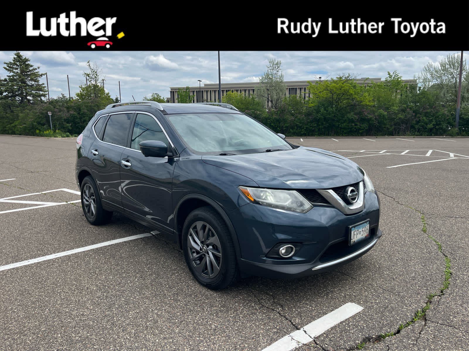 2016 Nissan Rogue SL AWD's photo