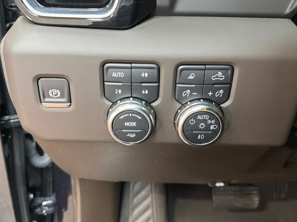 Used 2025 Titanium Rush Metallic GMC Denali image 24