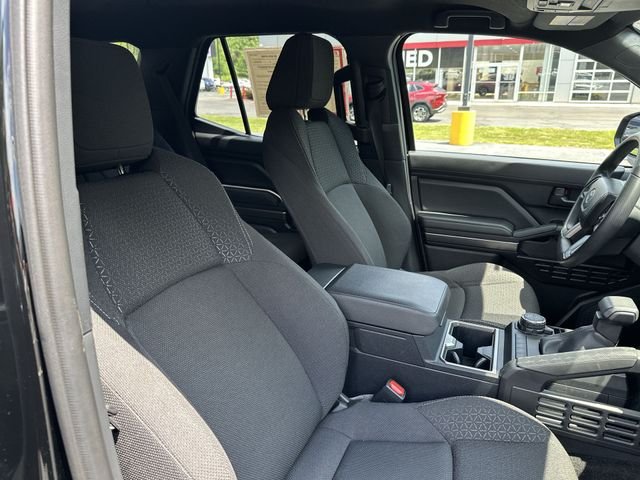 Certified Used 2025  Toyota SR5 image 27