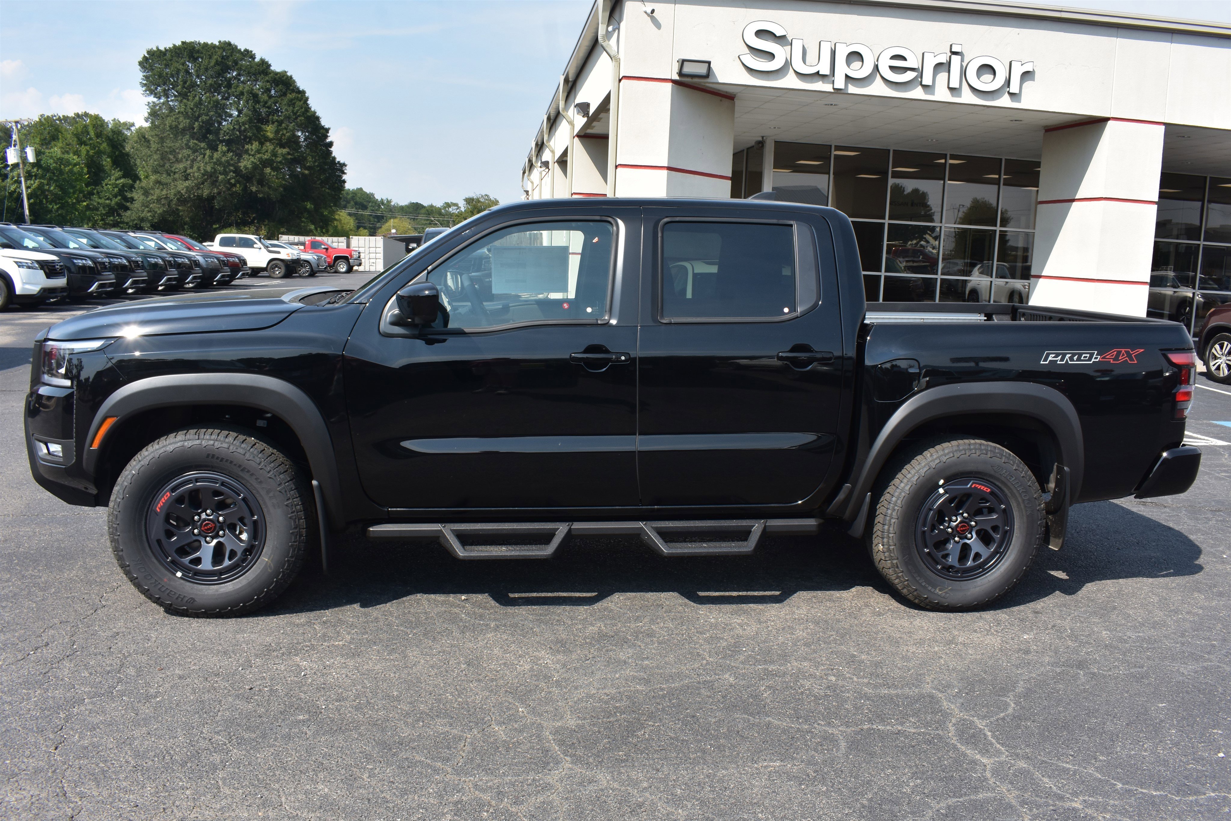 2026 Nissan Frontier PRO-4X - Photo 9