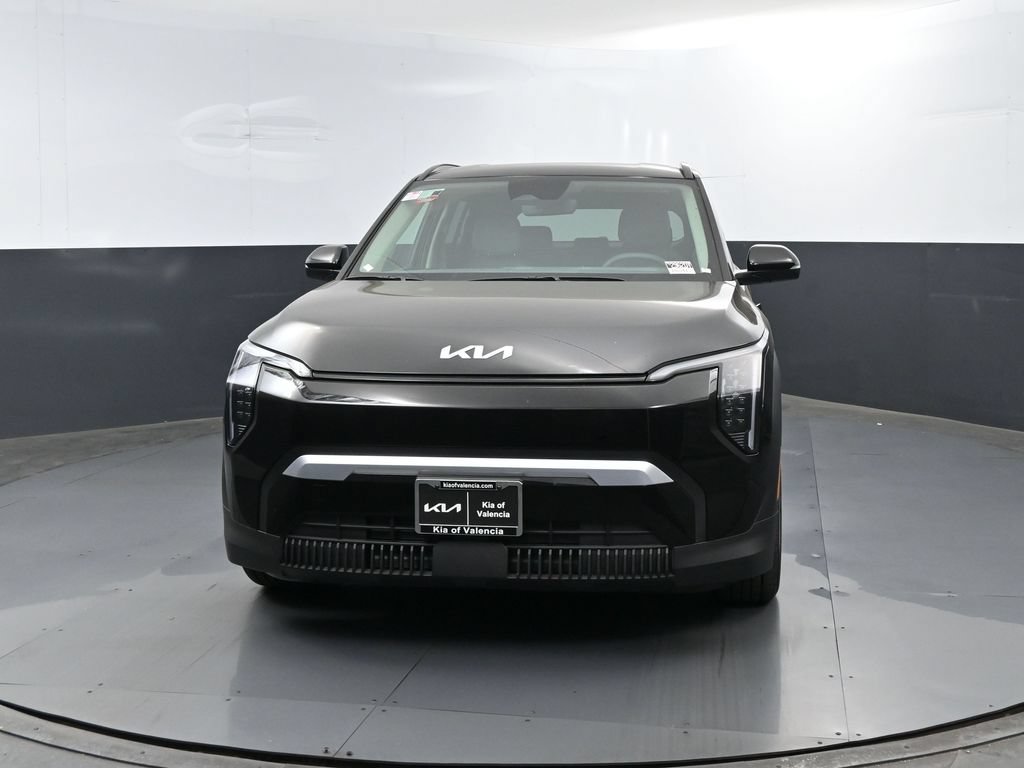New 2027 Aurora Black Pearl Kia Wind image 2