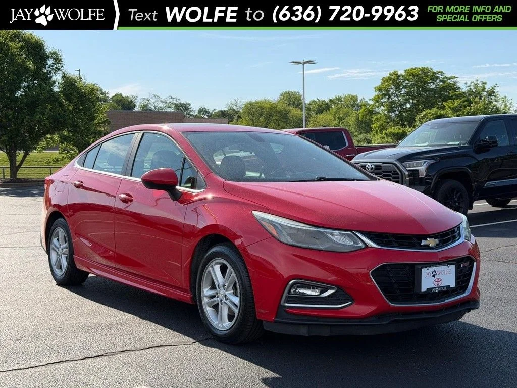 2017 Chevrolet Cruze LT Auto's photo