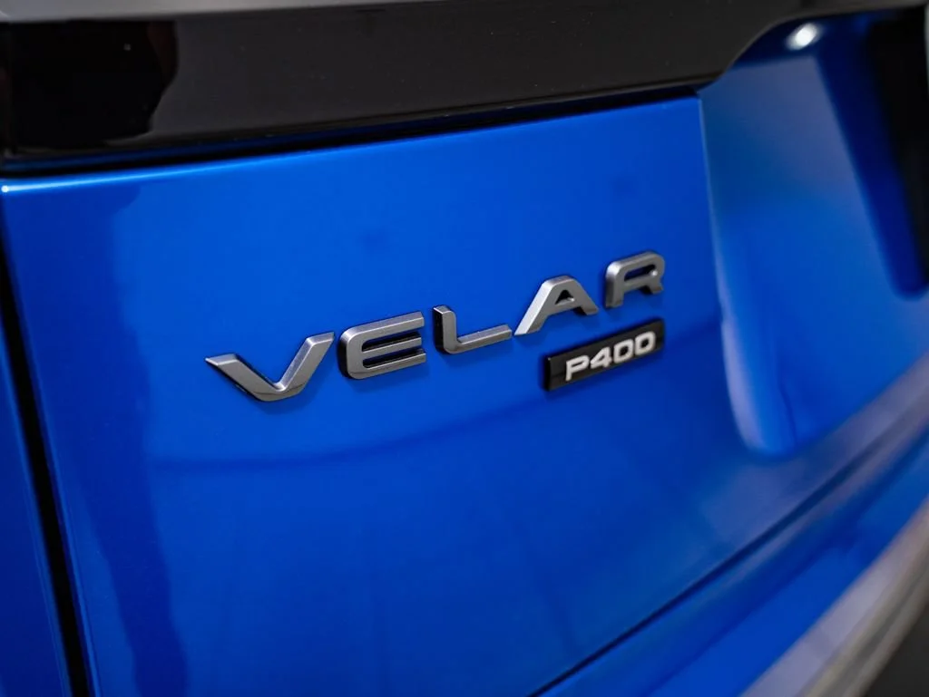 Used 2022 SVO Premium Palette Blue Land Rover R-Dynamic HSE image 20