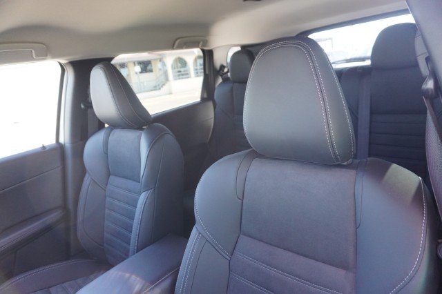 2025 Mitsubishi Outlander SE - Photo 19