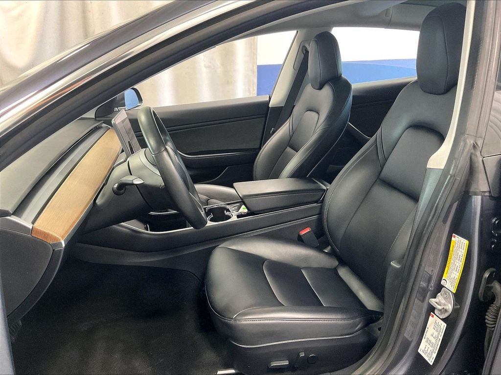 Used 2018 Gray Tesla Long Range image 10