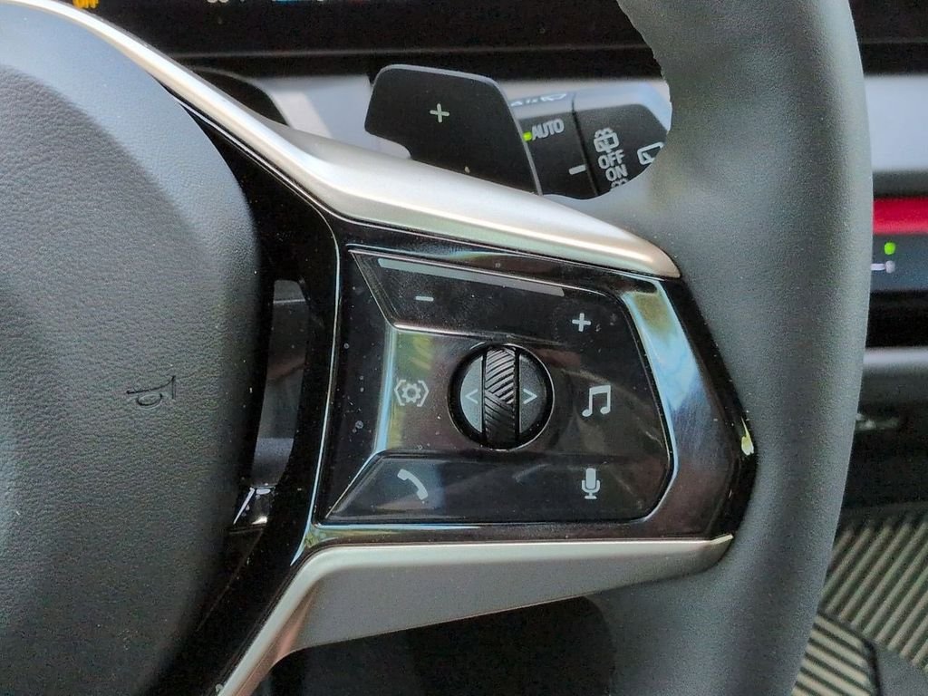 2025 BMW X3 30 - Photo 26
