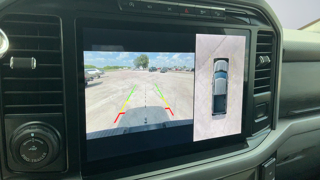 Used 2024 Silver Ford XLT image 12