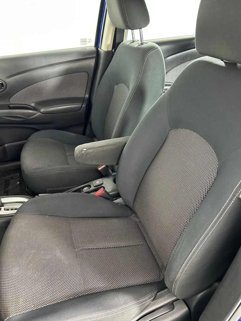 Used 2016 Blue Nissan 1.6 SV image 12