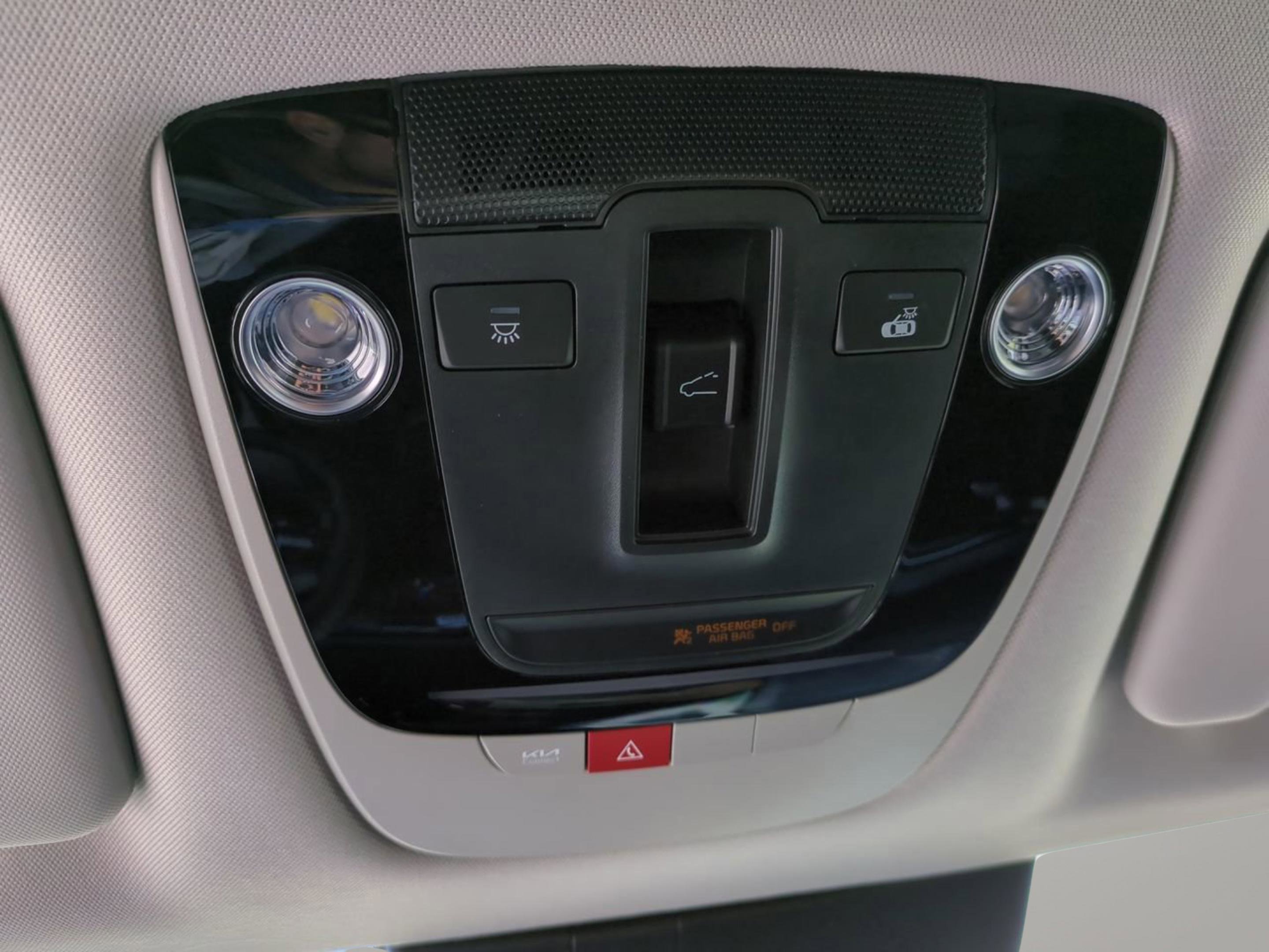 New 2026 Glacial White Pearl Kia EX image 25