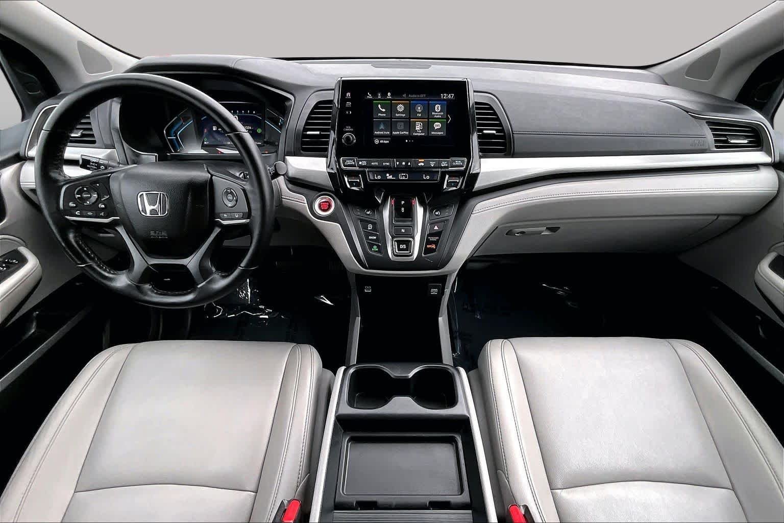 Used 2022 Lunar Silver Metallic Honda EX-L image 16