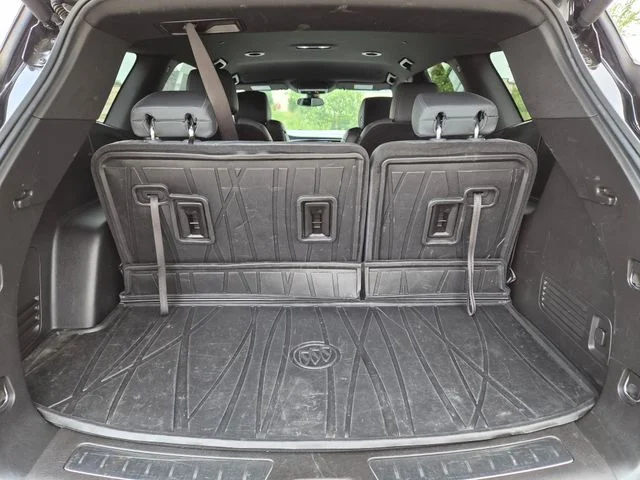 Used 2023 Black Buick Essence image 12