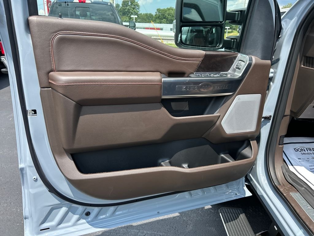 New 2026 Glacier Gray Metallic Tri-Coat Ford F-250® King Ranch® image 12
