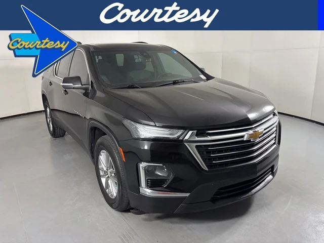 2023 Chevrolet Traverse LT Cloth