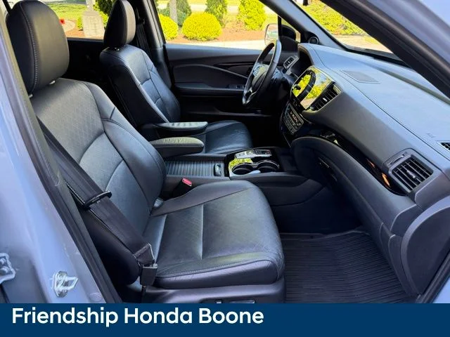 Used 2023 Gray Honda Elite image 49