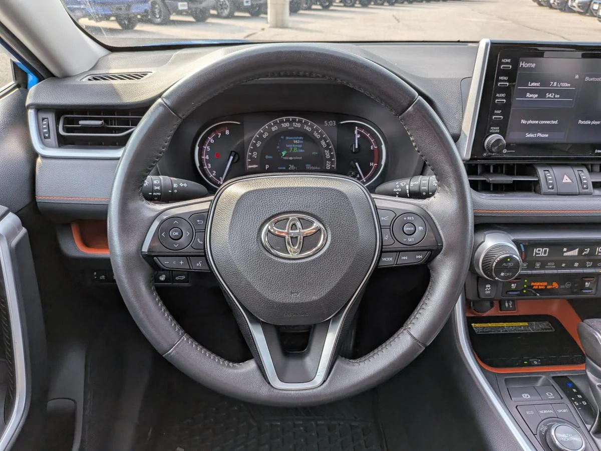 Used 2019 Blue Toyota Trail image 16