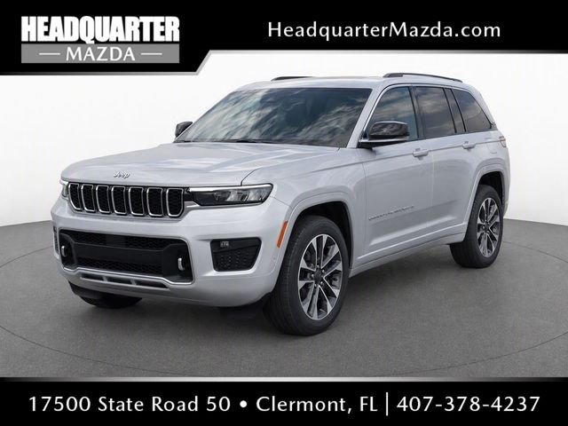 Used 2023 Silver Jeep Overland image 1