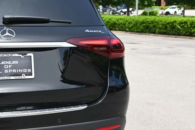 Used 2024 Black Mercedes-Benz GLE 450 image 8
