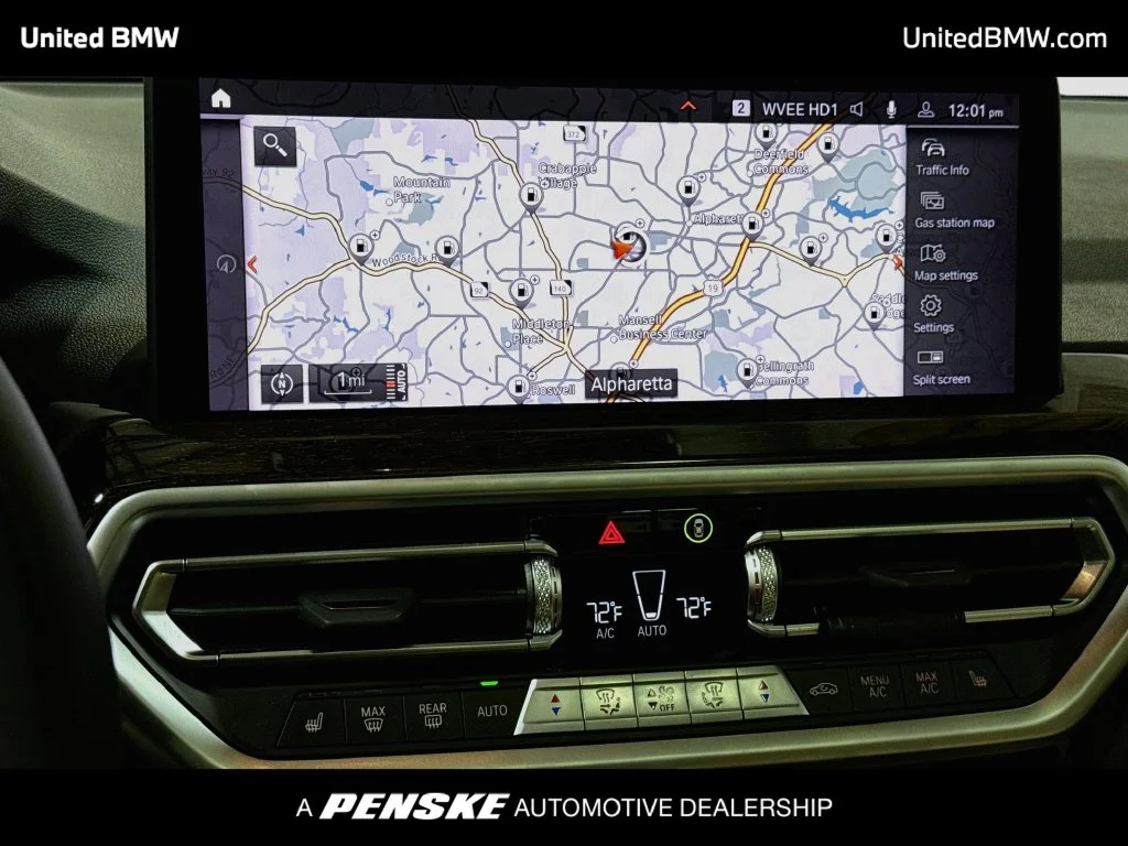 Used 2023 Mineral White Metallic BMW sDrive30i image 17