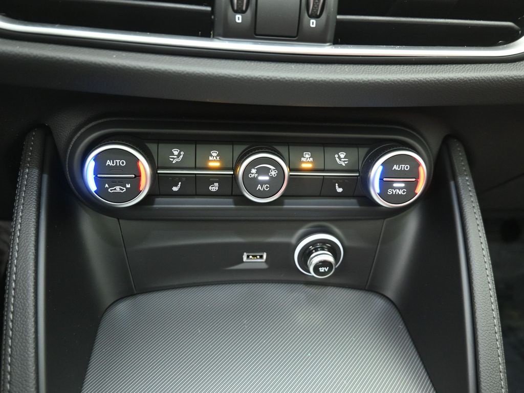 2026 ALFA ROMEO STELVIO - Image 12