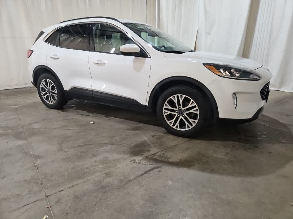 Used 2021 Oxford White Ford SEL image 3