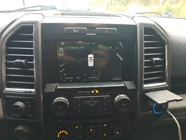 Used 2016  Ford XLT image 2