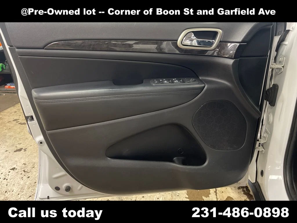 Used 2013 White Jeep Laredo image 15