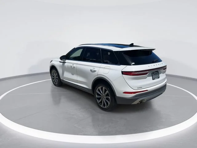 Used 2020 White Lincoln Standard image 5