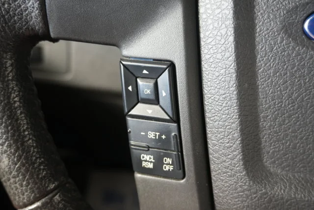 Used 2014 Ingot Silver Metallic Ford XLT image 15