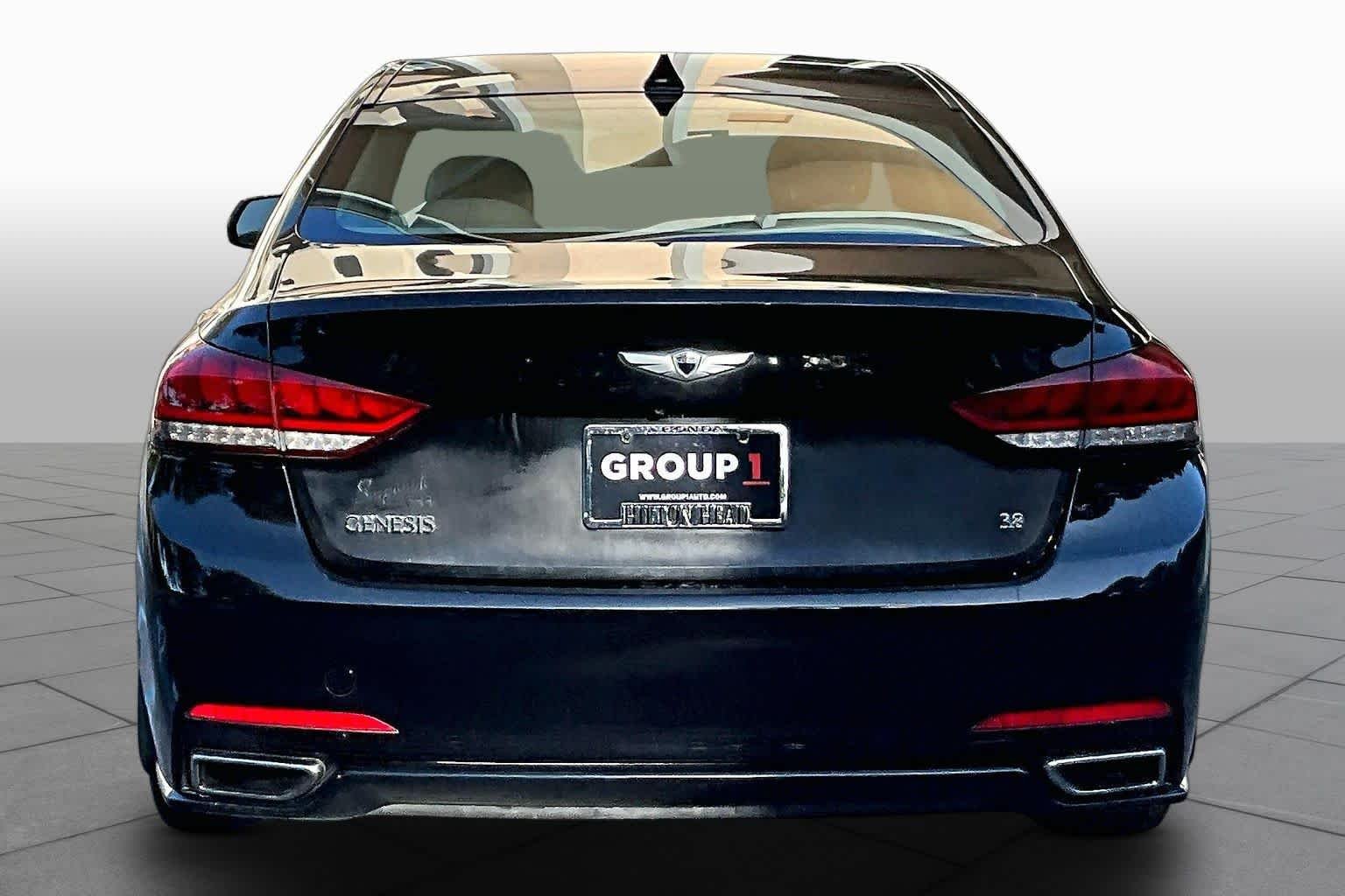 Pre-Owned 2016 Hyundai Genesis 3.8L