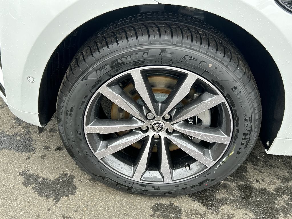 2026 Jaguar F-Pace R-Dynamic S - Photo 8