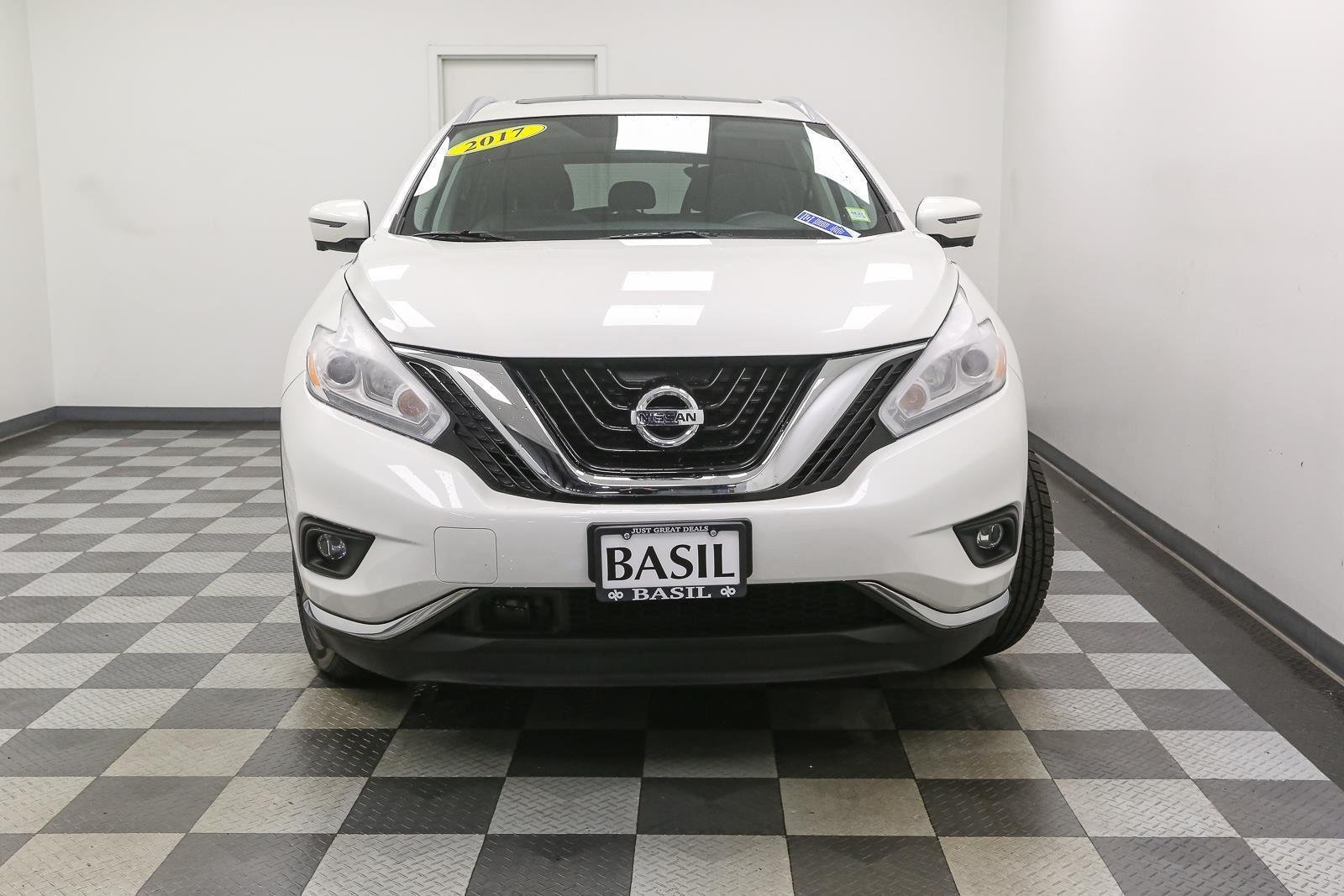 Used 2017 Pearl White Nissan SL image 3