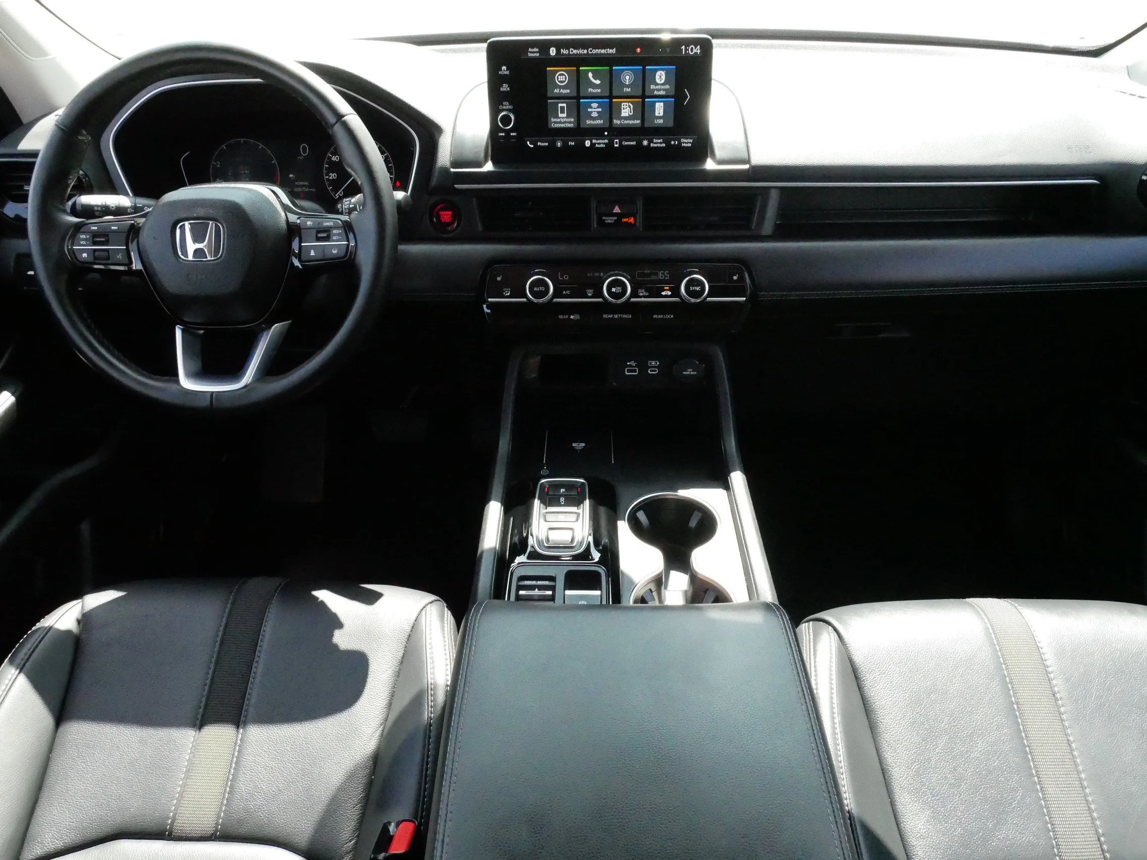Certified Used 2025 Platinum White Pearl Honda EX-L image 10