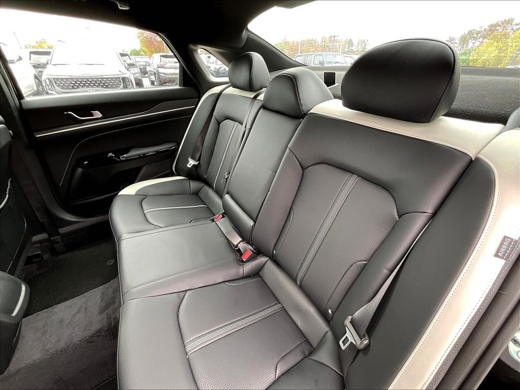 New 2026 Aurora Black Pearl Kia GT-Line AWD image 14