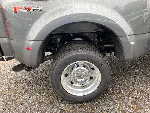 New 2026 Gray Ford F-450® Platinum® image 40