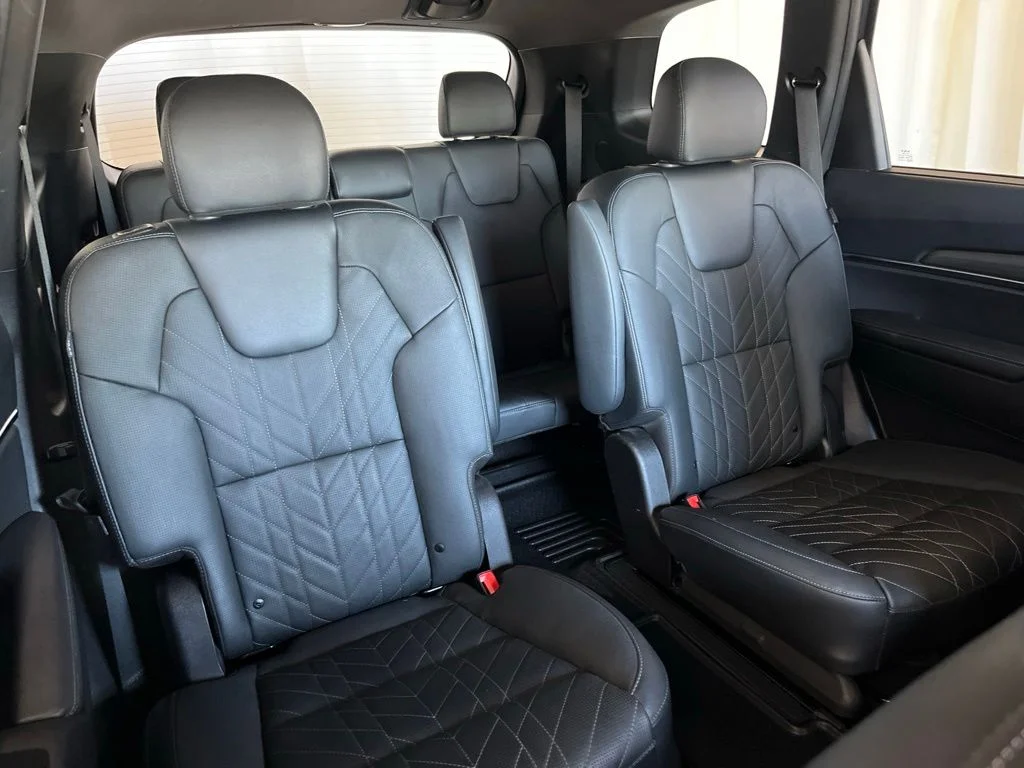 Used 2023 Gray Kia SX image 33