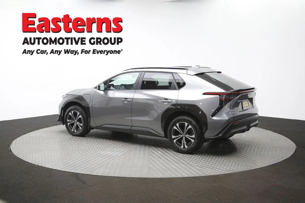 Used 2023 Gray Toyota XLE image 61